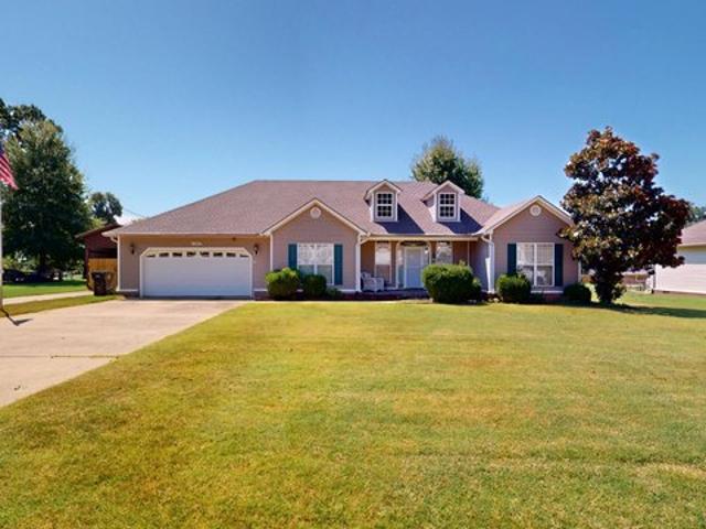 House for sale in Camelot, Dyersburg
