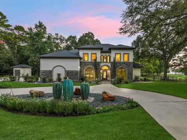 House for sale in Willis, Texas