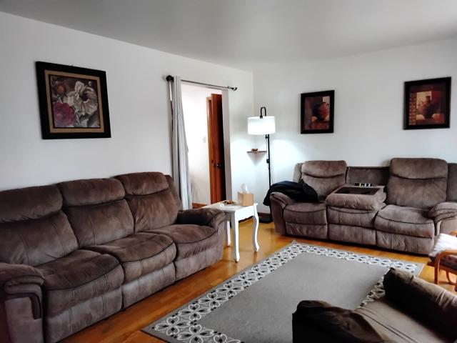 House for sale in Worth, Illinois