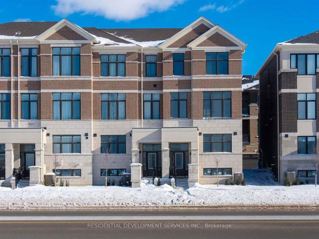 Townhouse for sale in Woburn, Ontario