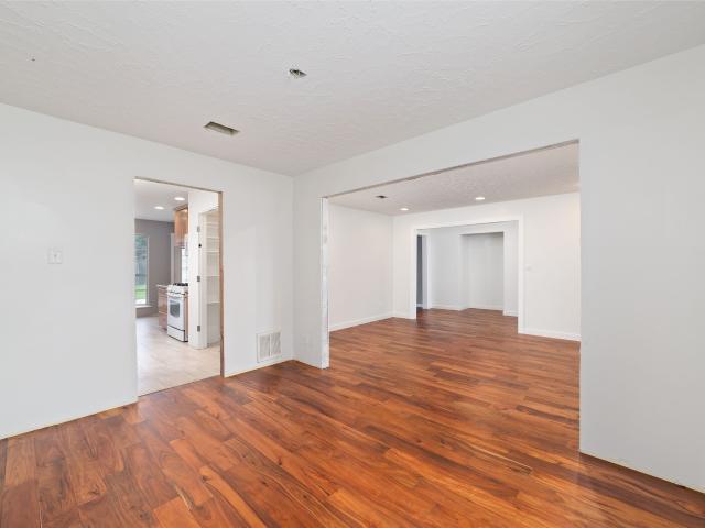 House for sale in Meadows Place, Texas