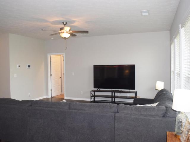 House for sale in Earle, Evansville