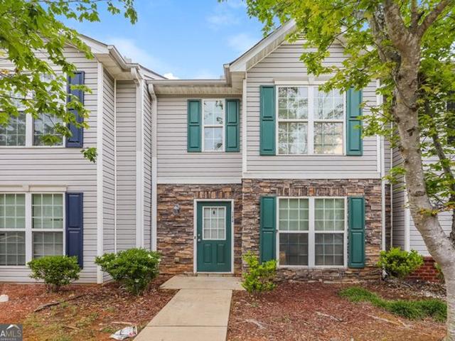Townhouse for sale in Hampton, Georgia