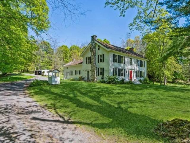 House for sale in Poughquag, New York