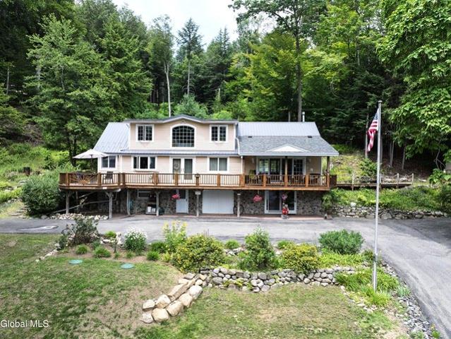 House for sale in Saratoga, New York