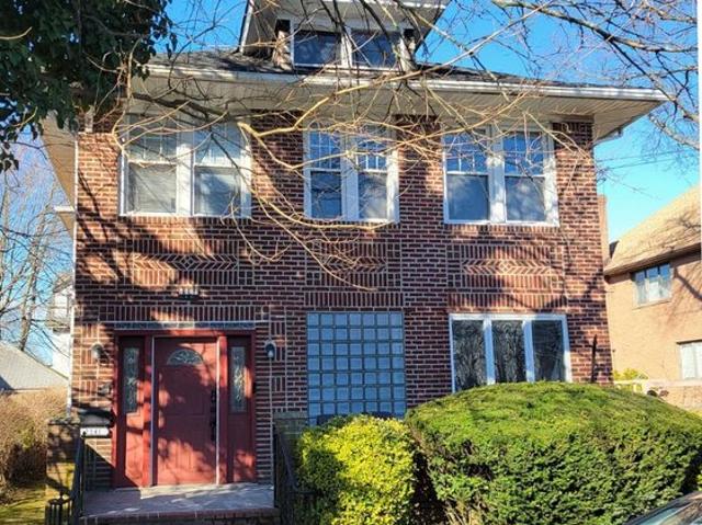 House for sale in Far Rockaway, New York