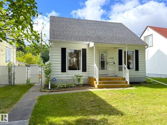 House for sale in Wedgewood, Alberta