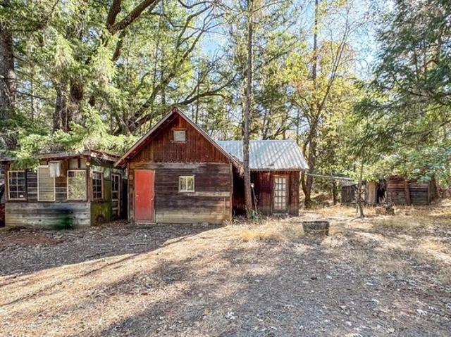 Townhouse for rent in Laytonville, California