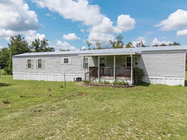 House for sale in Suwannee, Florida