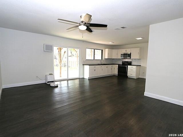 House for sale in Leesville, Texas