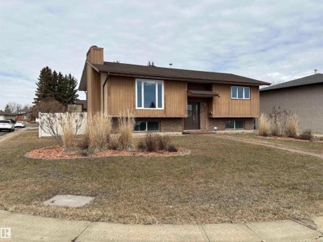House for sale in Wedgewood, Alberta
