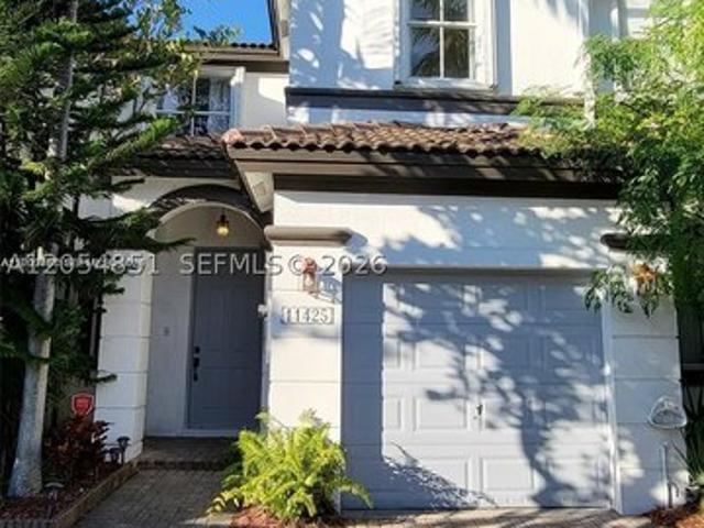 Townhouse for sale in Doral, Florida