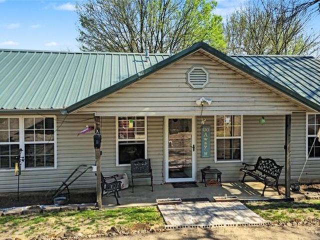 House for sale in Eufaula, McIntosh County