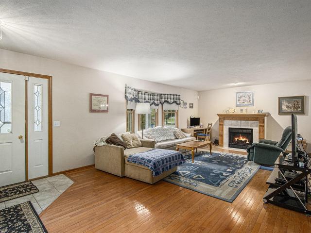House for sale in Plainwell