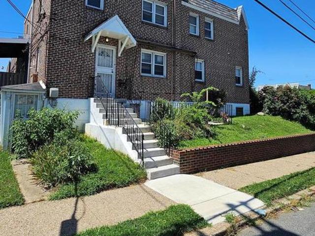 Townhouse for sale in Philadelphia, Pennsylvania