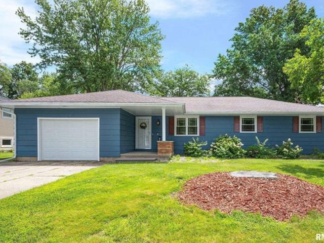 House for sale in Macomb, Illinois