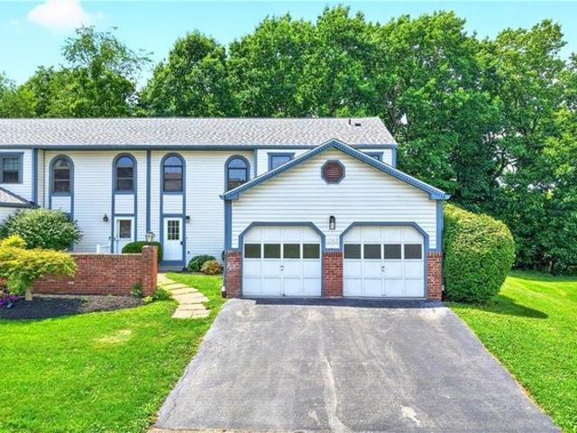 Townhouse for sale in Lawrence, Pennsylvania