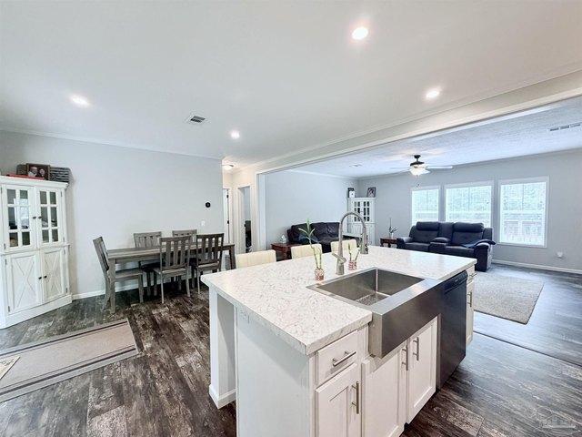 House for sale in Milton, Florida
