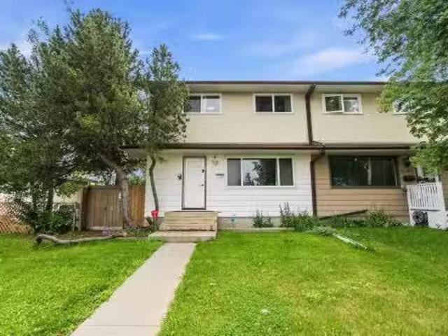 House for sale in Wedgewood, Alberta