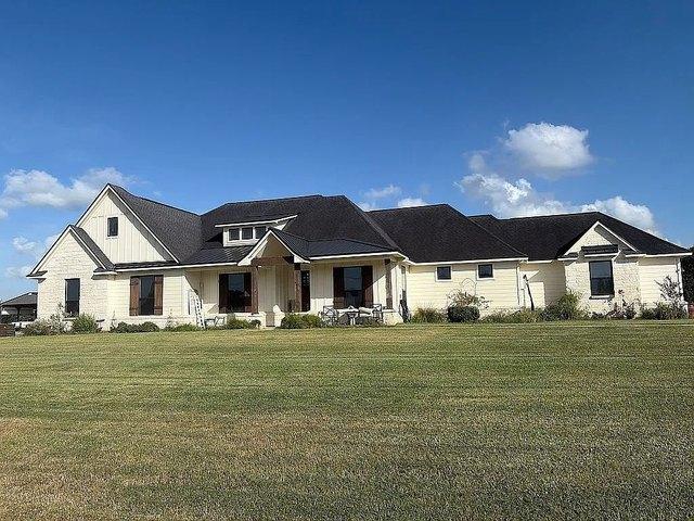 House for sale in Angleton, Texas