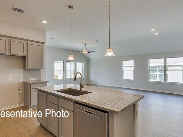 House for sale in Ellis, Texas