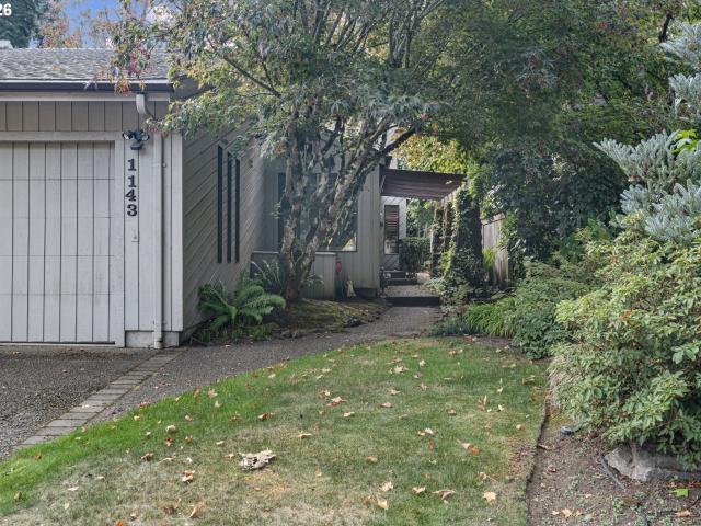 Townhouse for sale in Salem, Marion County