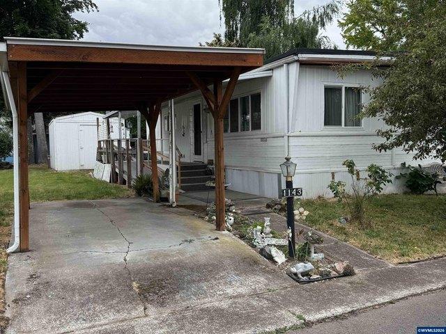 House for sale in Oregonia