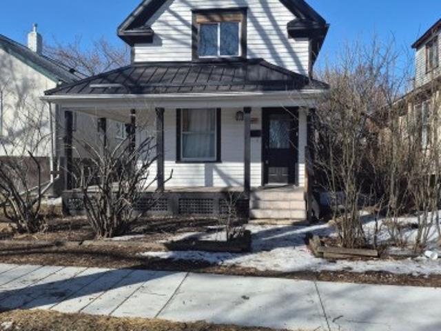 House for sale in Wedgewood, Alberta