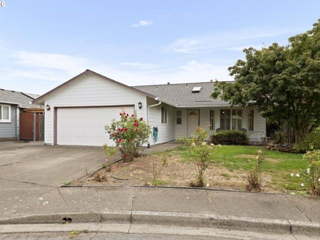 House for sale in Oregonia