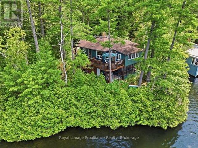 House for sale in North Frontenac, Ontario