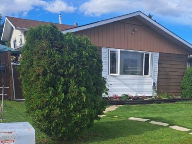 House for sale in Wedgewood, Alberta