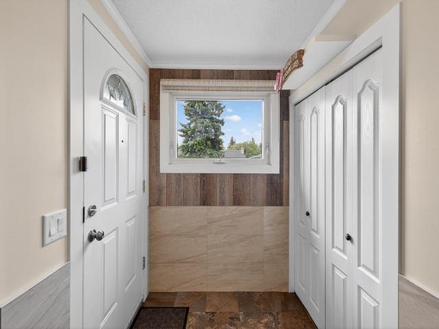 Apartment for rent in Wedgewood, Alberta