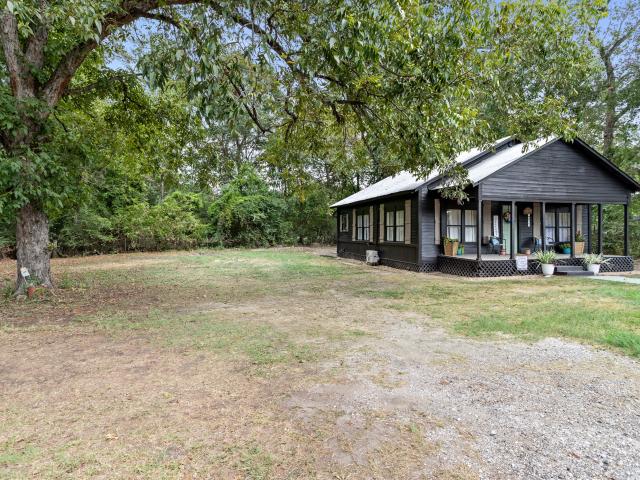 House for sale in Hillister, Texas
