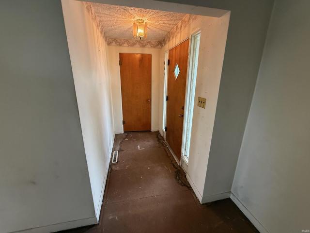 House for sale in Clarks Hill, Tippecanoe County