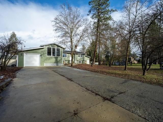 House for sale in Nine Mile Falls, Washington