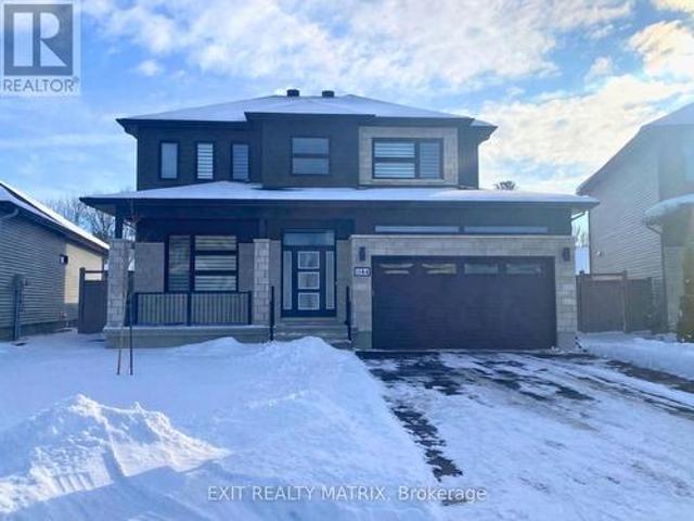 House for sale in Russell, Ontario