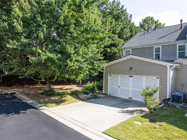 Townhouse for sale in Suwanee, Georgia