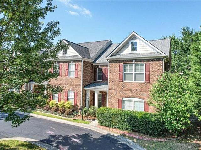 Townhouse for sale in Suwanee, Georgia