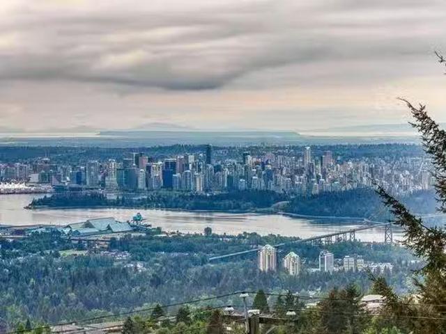 House for sale in West Vancouver, British Columbia