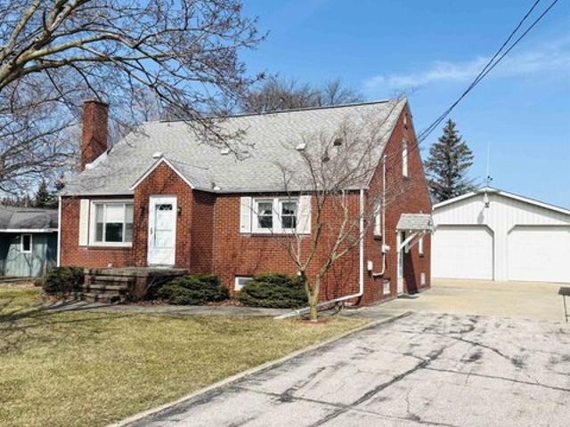 House for sale in Essexville, Michigan