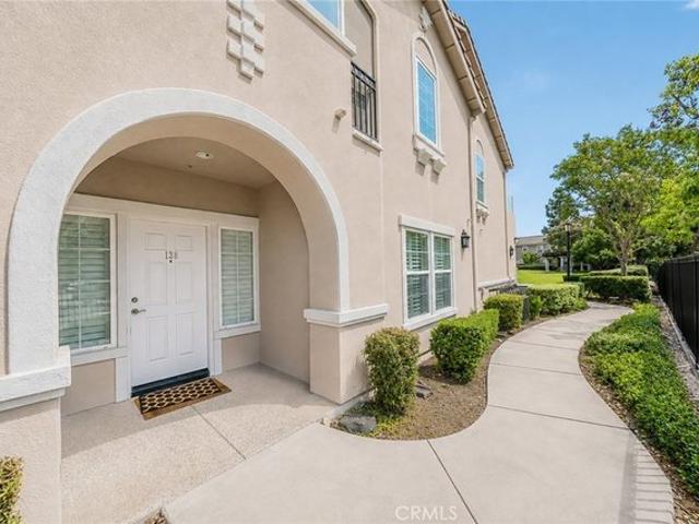 Condo for sale in Alta, California