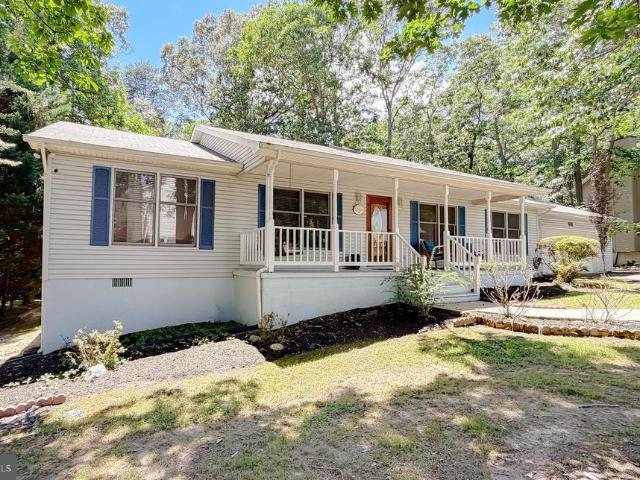 House for sale in Lusby, Maryland