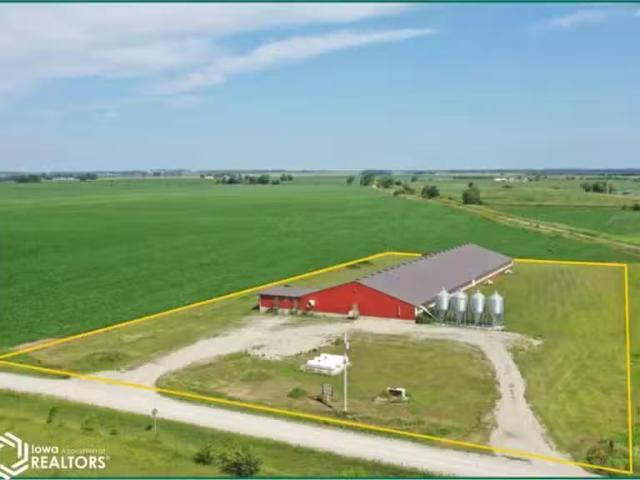 House for sale in Charles City