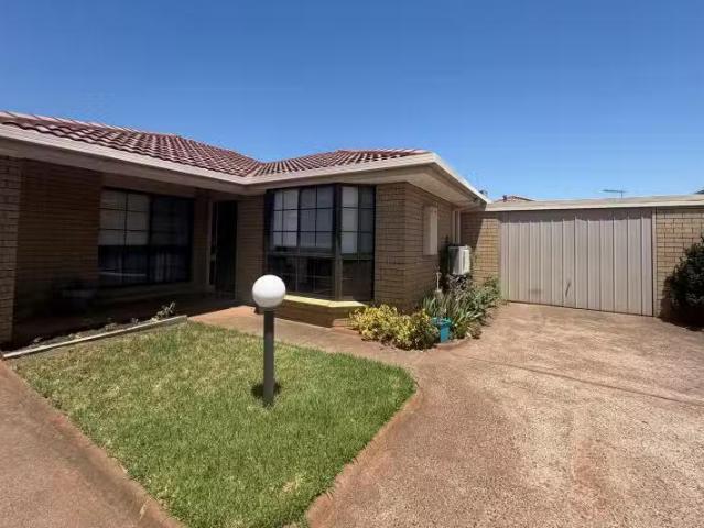 House for rent in Tullamarine, Victoria