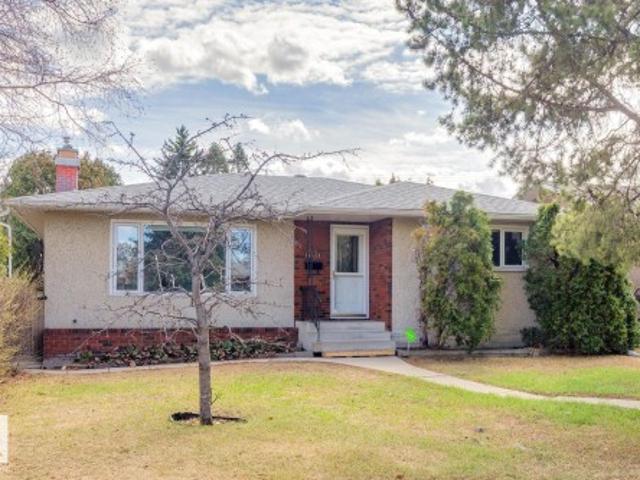 House for sale in Malmo Plains, Edmonton