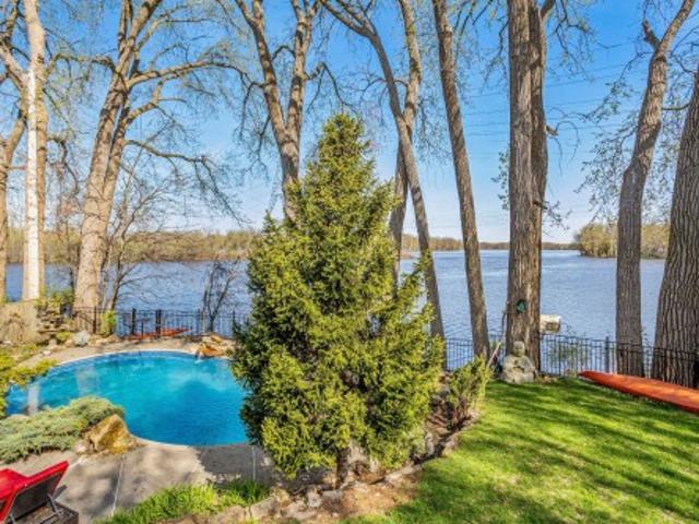 House for sale in Fabreville, Quebec