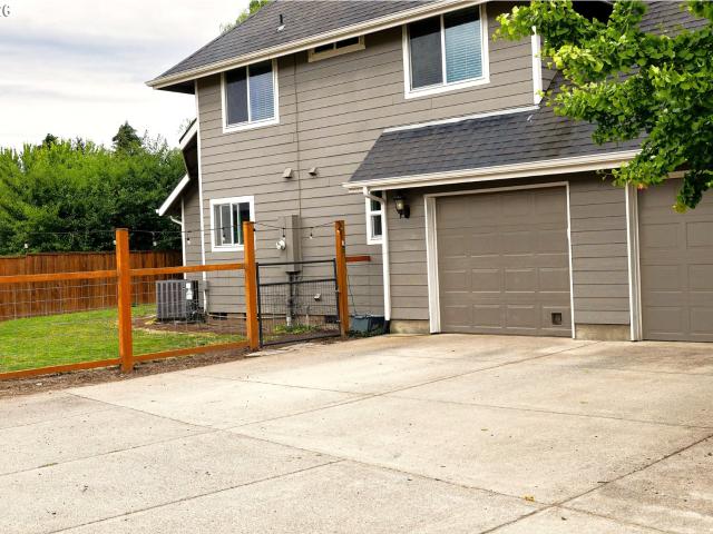House for sale in Oregonia