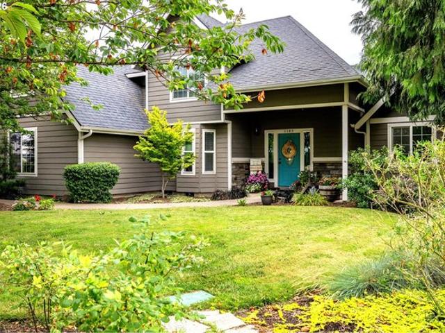 House for sale in Oregonia