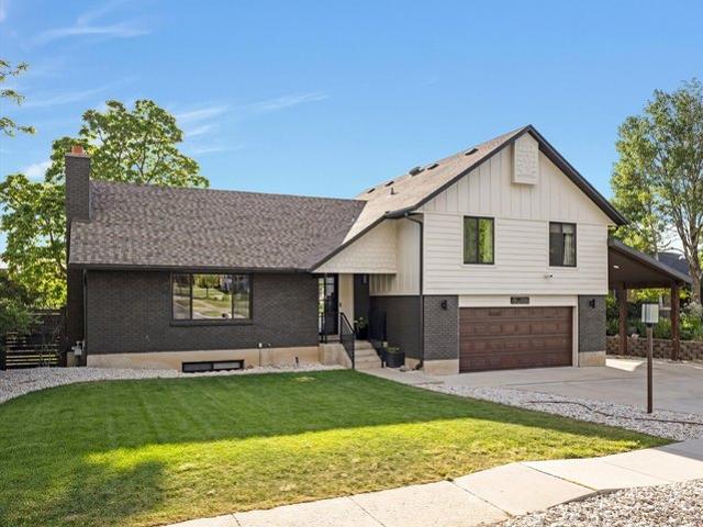 House for sale in Sandy, Utah