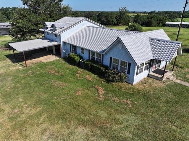 House for sale in Henderson, Texas